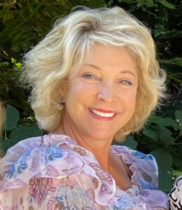 Tina-Powell.400x462-260x300